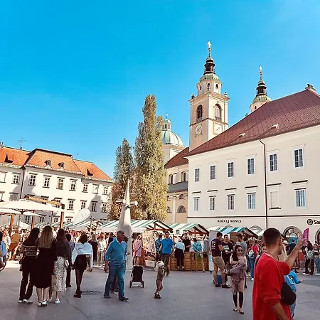 アパート Galleria