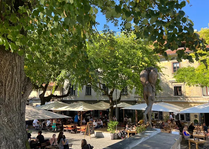 Galleria アパート *